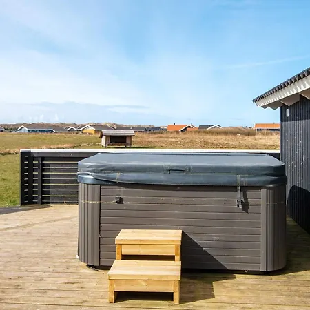 10 Person In Harboore * Harboør