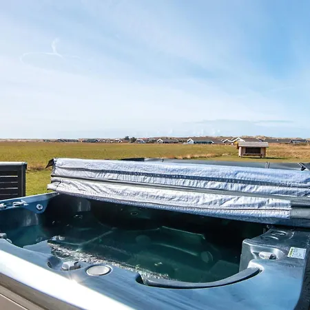 10 Person In Harboore * Harboør