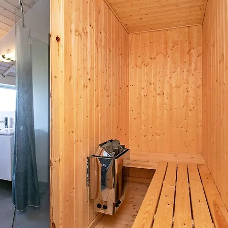 10 Person In Harboore * Harboør