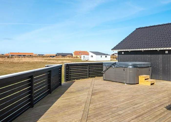 Сasa de vacaciones 10 Person In Harboore Harboør